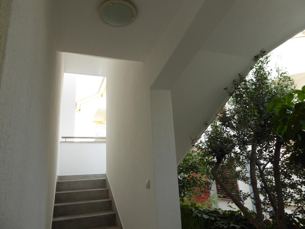 Apartments Bojanic Vodice Exterior photo