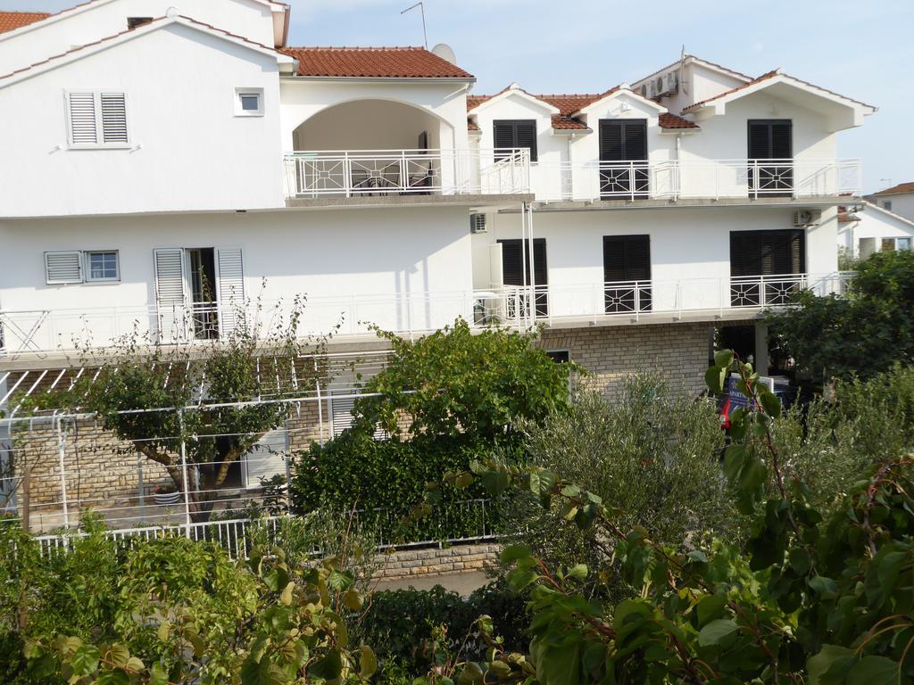 Apartments Bojanic Vodice Exterior photo